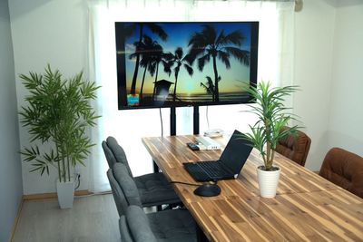 博多駅より徒歩1分！/2日前直前割10%割引/高速光Wi-Fi/モニター/ホワイトボード/リングライト等 - GOOD SPACE《博多駅》