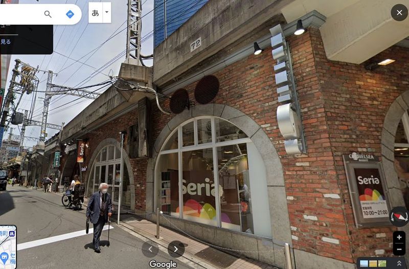 大型カフェ入り口スペース（ギャラリー、物販など） - HAROLD CAFE（ハロルドカフェ）