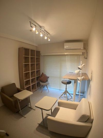 square meeting room - GL sangenjaya