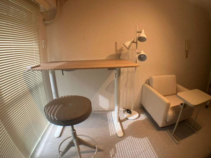 square meeting room - GL sangenjaya