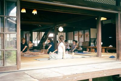 ヨガなどのイベントにもぴったりです。 - 国登録有形文化財の町家「塩屋」 【熊本県宇城市】国登録有形文化財の町家「塩屋」の室内の写真