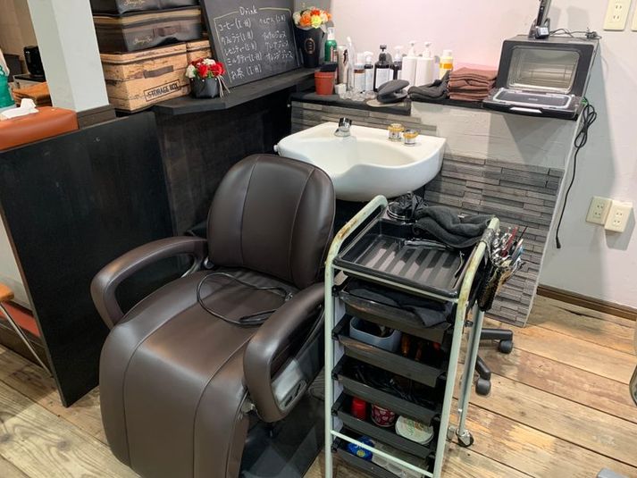 美容室設備付き、マッサージ、休息、カウンター併設レンタルスペース - スパジオ　イルベント