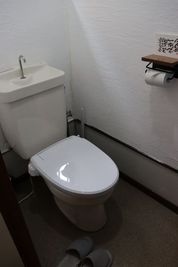 ヒヤクキチ 相模原・町田エリア|古淵駅徒歩7分｜DIY学生発の古民家スペースの室内の写真