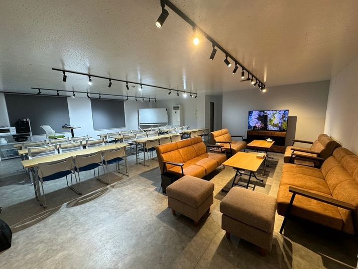 スペースコンフォート - 新潟駅から徒歩7分 新潟駅エリア最大級の大型スペース！