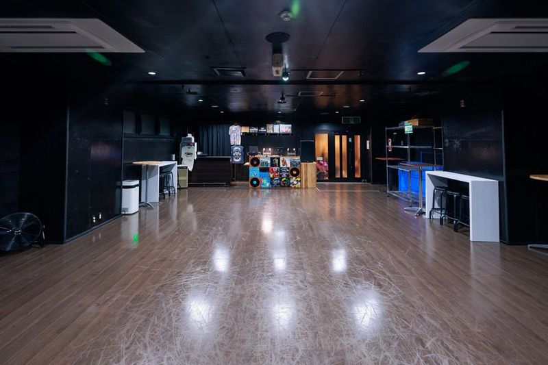 8WELL 多目的レンタルスペース - 8WELL UTSUNOMIYA