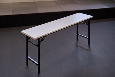 150台、w1800d450の会議机（無料） - IKUSA ARENA 研修×懇親会×アクティビティの体験施設　IKUSA ARENAの設備の写真