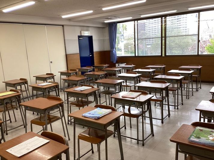 201教室 - 【英進館鯉城学院広島校レンタルスペース】