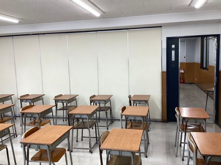 202教室 - 【英進館鯉城学院広島校レンタルスペース】