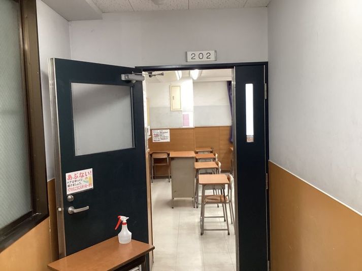202教室 - 【英進館鯉城学院広島校レンタルスペース】