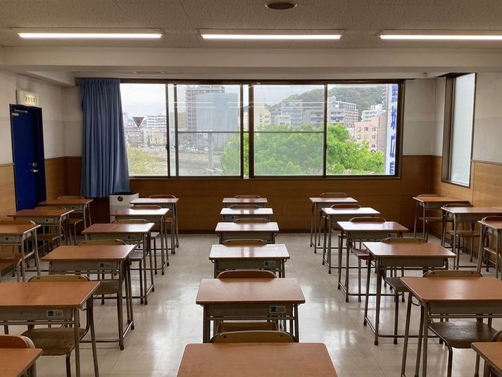 301教室 - 【英進館鯉城学院広島校レンタルスペース】