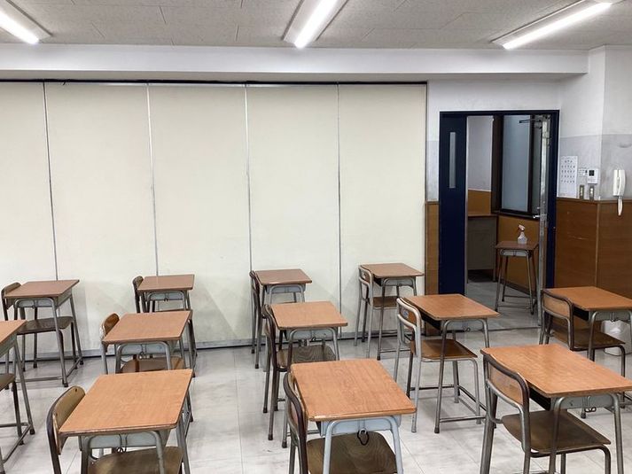 302教室 - 【英進館鯉城学院広島校レンタルスペース】