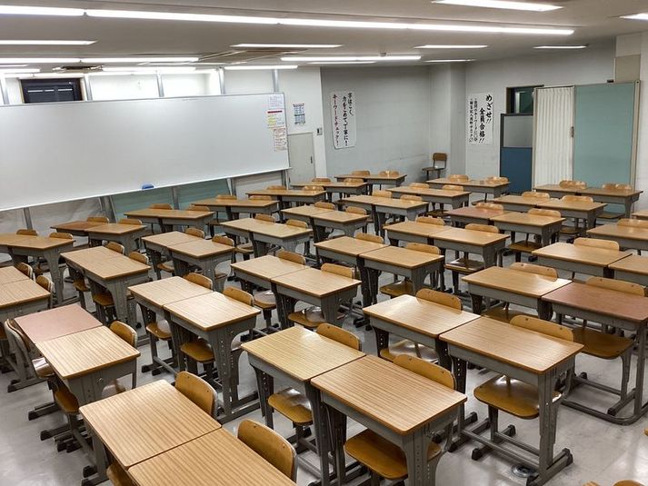 別館3階 - 【英進館薬院本校レンタルスペース】