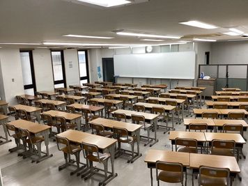 ＜英進館薬院本校レンタルスペース別館3階＞【OPEN SALE 3/31まで】60名収容💺セミナー/会議/ボードゲーム - 【英進館薬院本校レンタルスペース】