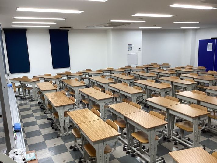 別館5階 - 【英進館薬院本校レンタルスペース】