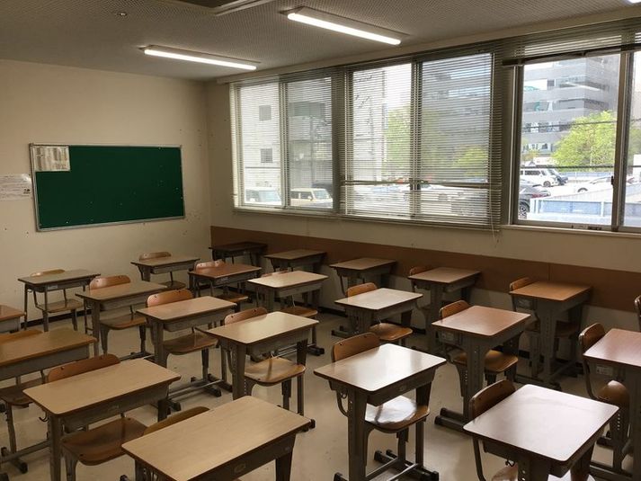 202教室 - 【英進館佐賀校レンタルスペース】