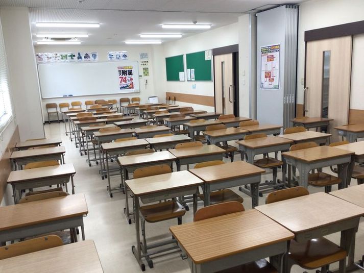 205教室 - 【英進館佐賀校レンタルスペース】