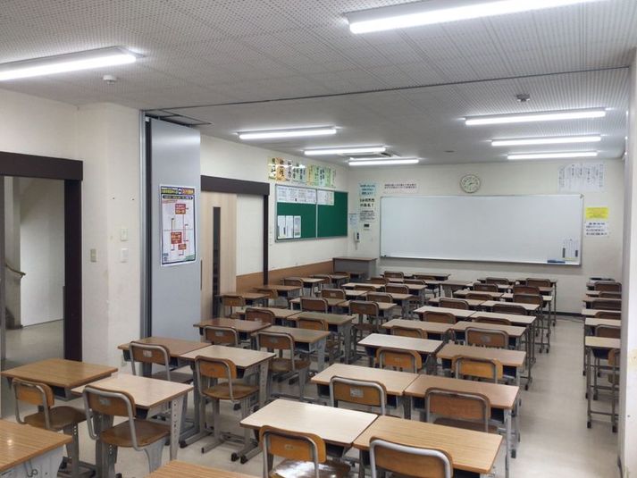 205教室 - 【英進館佐賀校レンタルスペース】