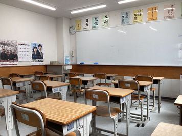 ＜英進館福間校レンタルスペース本館2番教室＞20名収容💺セミナー/ワークショップ/会議/ボードゲーム - 【英進館福間校レンタルスペース】