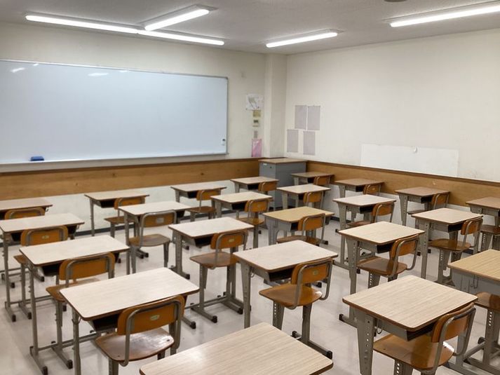 204教室 - 【英進館那珂川校レンタルスペース】