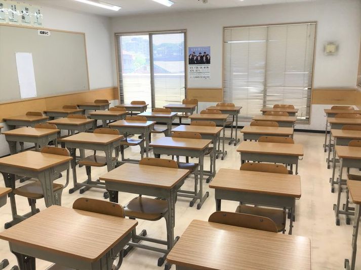 301教室 - 【英進館守恒校レンタルスペース】