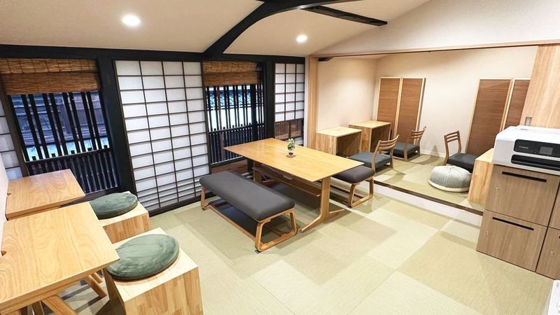 コワーキングカフェ ミヤジマベース 場所貸し・レンタルスペースの室内の写真