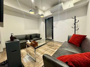 【落ち着いた雰囲気でご利用いただけます】 - 【閉店】BizMiiX Yodoyabashi 【閉店】room Bの室内の写真