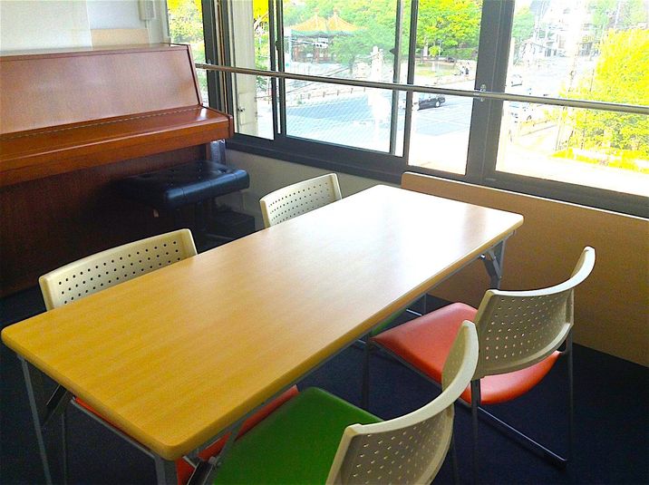 セミナー、カルチャールーム、撮影、貸しピアノ - 山下ピアノ社音楽教室