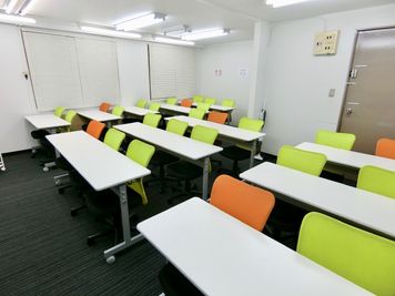 東神田ビル ComfortSpace秋葉原Ⅱの室内の写真