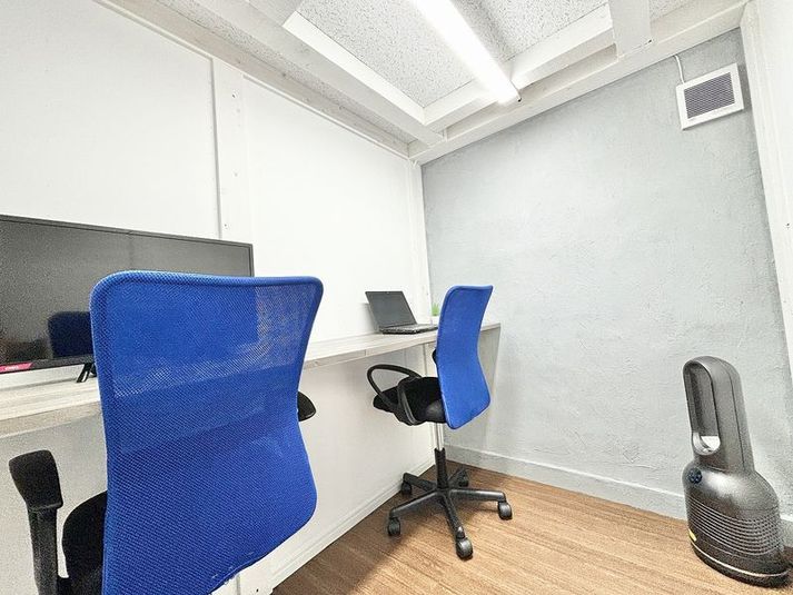 完全個室ブースH - WorkWork　