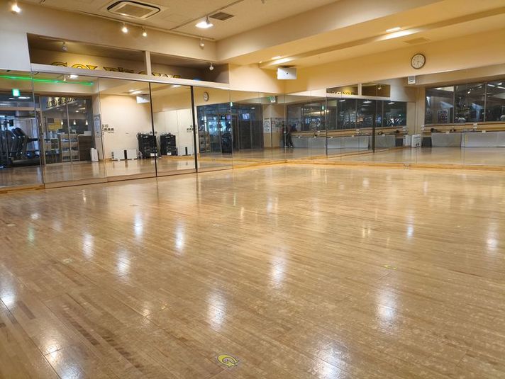 ゴールドジム京都二条店ダンススタジオ - ゴールドジム京都二条店