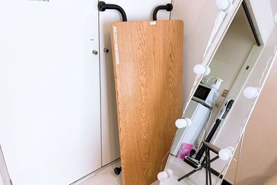テーブルは畳んだり上下にしたり自由自在に使えます。 - ルーミー町田 町田駅で人気のレンタルスペース【町田駅4分】おうちデート❤️の室内の写真
