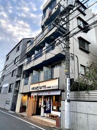 １階がうなぎやのビルの３階です。 - ルーミー町田 町田駅で人気のレンタルスペース【町田駅4分】おうちデート❤️の外観の写真