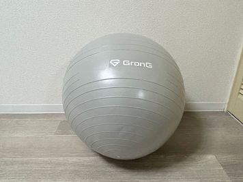 バランスボール - Lucaピラティスレンタルスタジオ 大阪梅田店 Lucaピラティスレンタルスタジオ　大阪梅田店の設備の写真