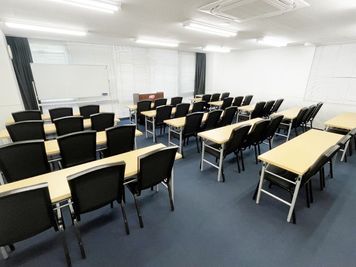 【四ツ谷駅徒歩1分】 無料Wi-Fiを完備、ミーティングやセミナーに最適。【※隣接区画工事中につき騒音発生】 - TKPスター貸会議室 四谷