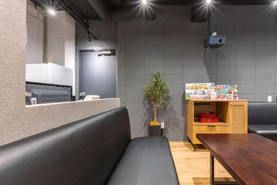 441_Private-X／BASE池袋の室内の写真