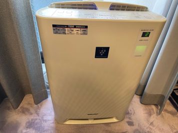 空気清浄機 - 〈B〉💖シュシュベランダ最大15名✨パーティー🎉ママ会💕 New open⭐️BBBミーティング✨飲み会、推し活、ママ会、の室内の写真