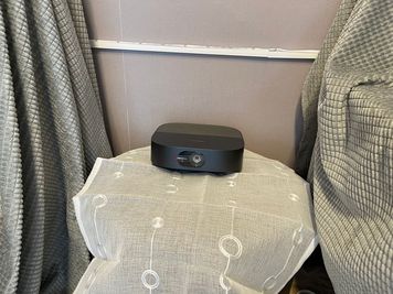 プロジェクター - 〈B〉💖シュシュベランダ最大15名✨パーティー🎉ママ会💕 New open⭐️BBBミーティング✨飲み会、推し活、ママ会、の設備の写真