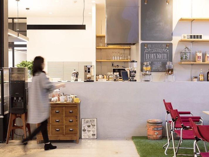 8名部屋① - 名古屋会議室 ジユウノハコ 名古屋駅西口店