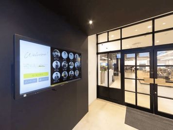 エントランス - 名古屋会議室 ジユウノハコ 名古屋駅西口店 6名部屋 の入口の写真
