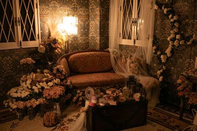 1階Aルーム　※窓に遮光板を取り付け光を遮り夜の撮影のようにした写真です - フォトスタジオ　シュシュ レンタルフォトスタジオ　シュシュの室内の写真