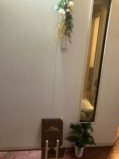 グランドピアノ防音室 - 無人×AI ピアノレンタルスタジオ