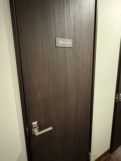 テレワークブース-Mercury（定員２名） - SENSE RENTAL SPACE