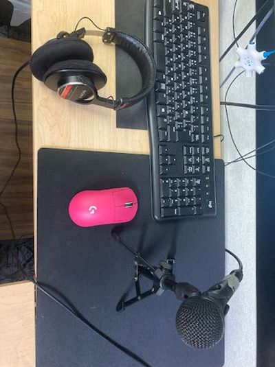 【爆速回線】ハイスペックPC、プロジェクター有のレンタルスペース - 超高速インターネット完備『Lush∞Rush』