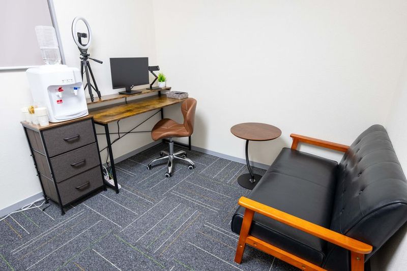 貸し会議室・商談スペース・撮影スペース・コワーキングスペース - 壱神会議室