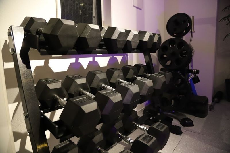 【上野駅🚶5分 御徒町駅🚶4分】駅近オシャレジム - dotGYM 上野御徒町店