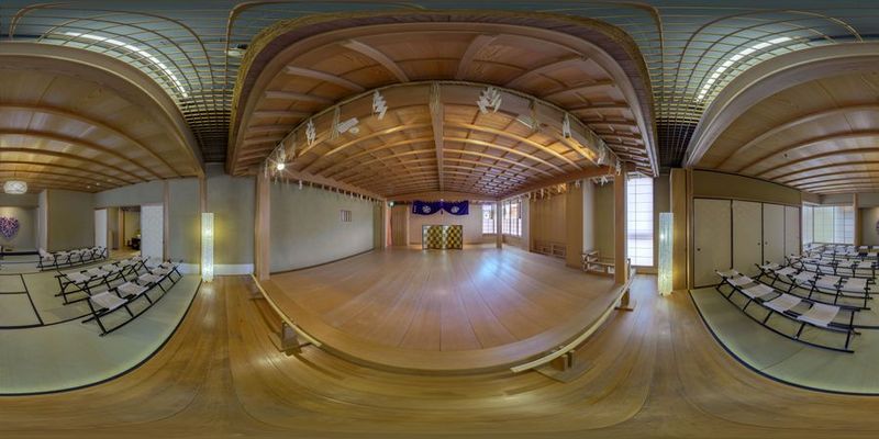 総檜の本格能舞台　 - 岡崎庵