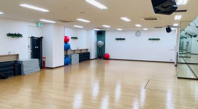インスタベース限定！大手フィットネス会社が運営の本格的ダンススタジオ - ゴールドジム久喜埼玉