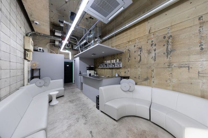 「　」 - 「　」