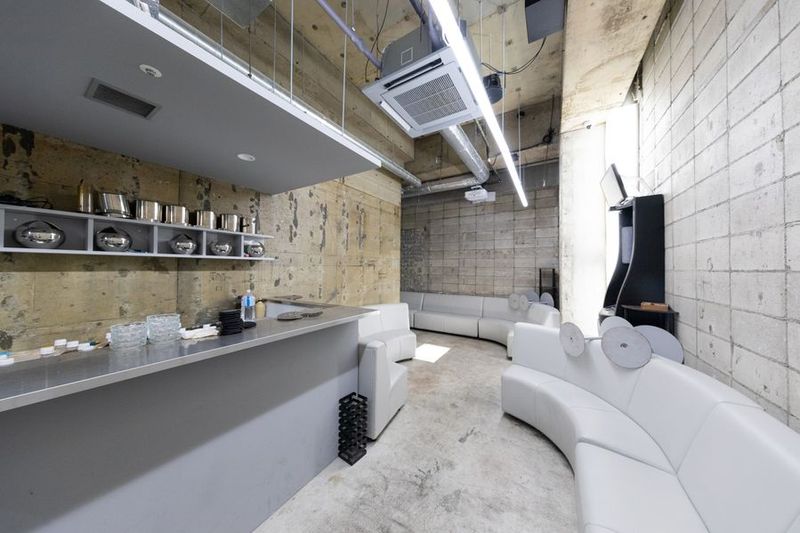 「　」 - 「　」