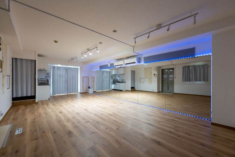 レンタルスタジオ Mirror Box 関内 - レンタルスタジオ Mirror Box 関内